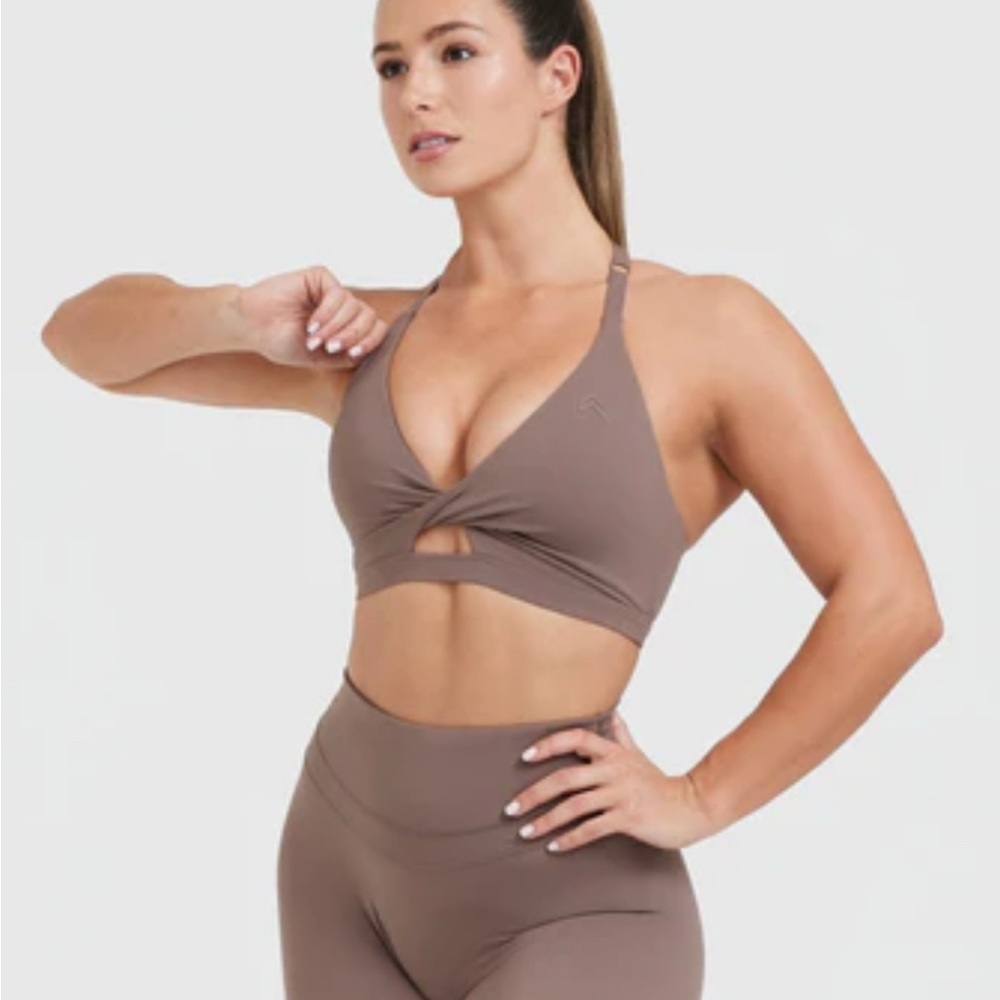 Oner Active Unified Twist Sports Bra — Ash Grey